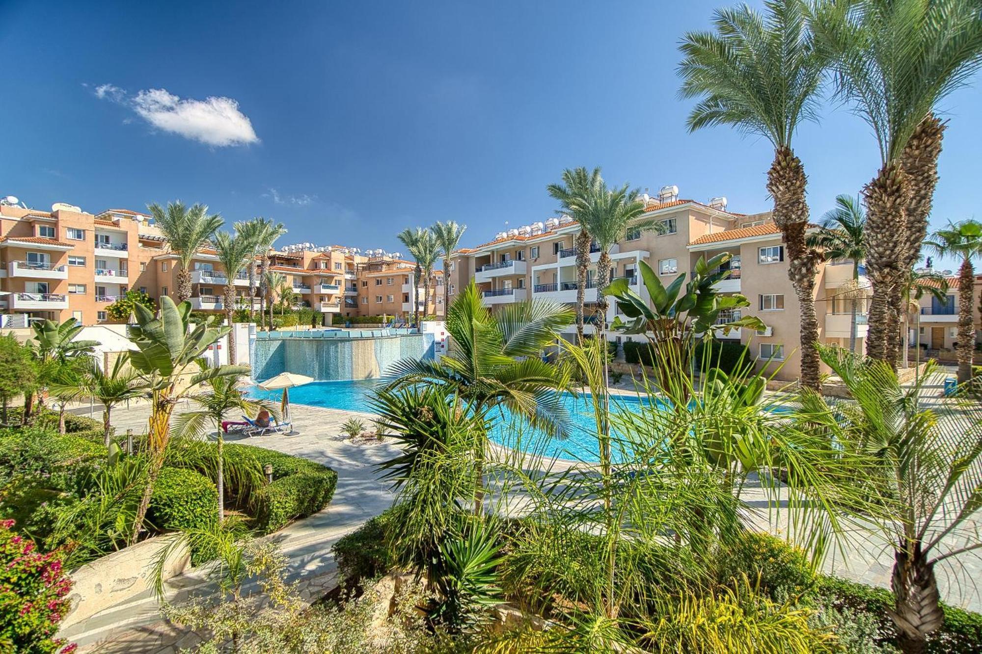 Iris Village Block 12-105 Paphos Esterno foto