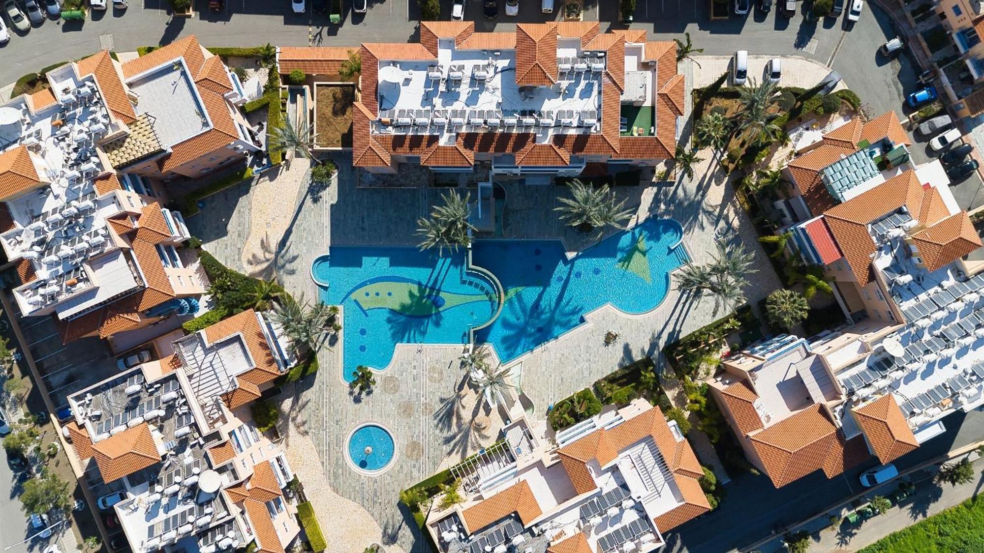 Iris Village Block 12-105 Paphos Esterno foto